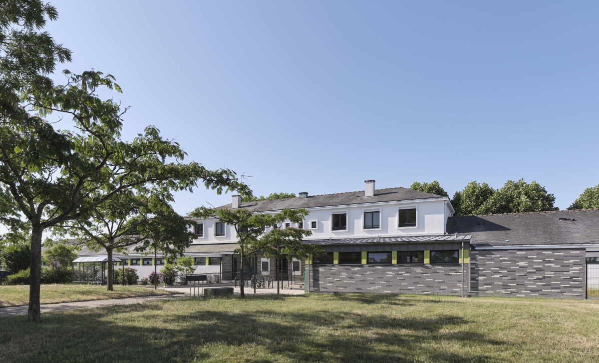 saint-barthelemy_d_anjou-03