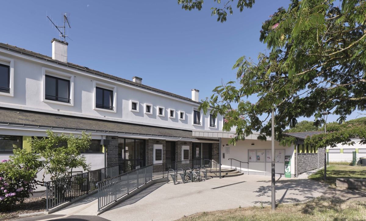 saint-barthelemy_d_anjou-05