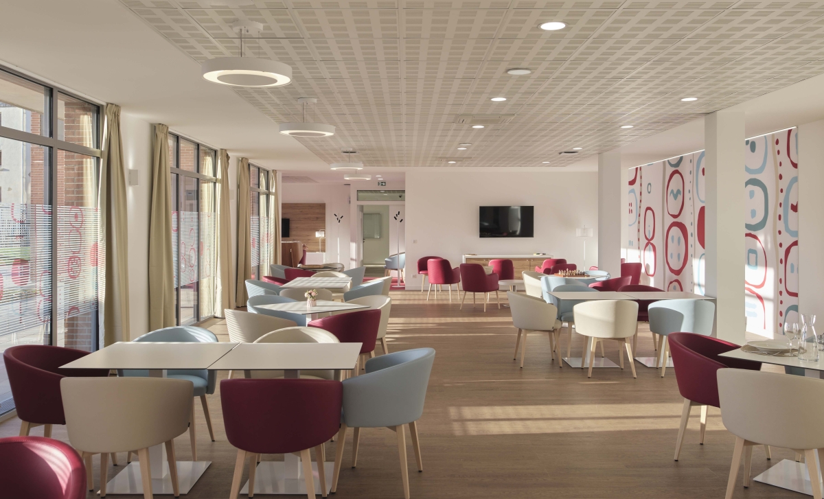 salle à manger sénioriales cholet